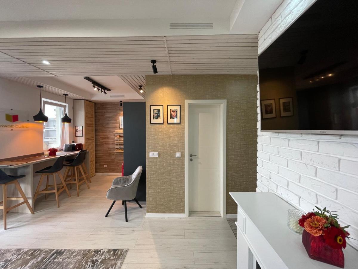 Voyage Cubic Adults Only Appartement Sibiu Buitenkant foto