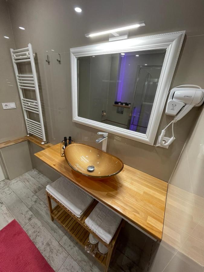 Voyage Cubic Adults Only Appartement Sibiu Buitenkant foto