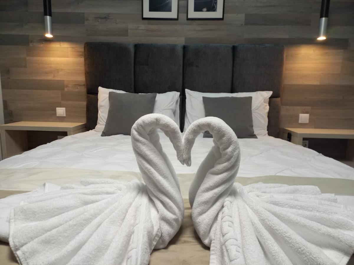 Voyage Cubic Adults Only Appartement Sibiu Buitenkant foto